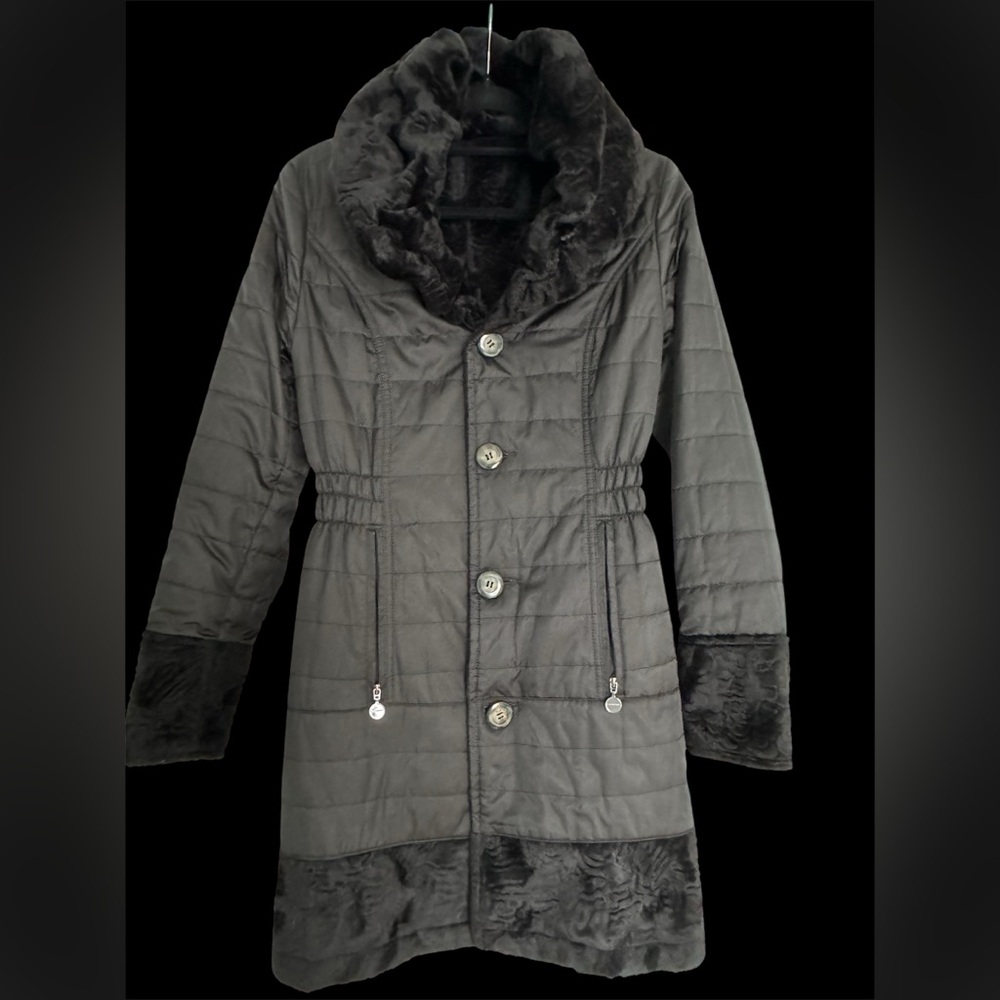 Laundry By Shelli Segal Black Quilted Coat with Faux Fur